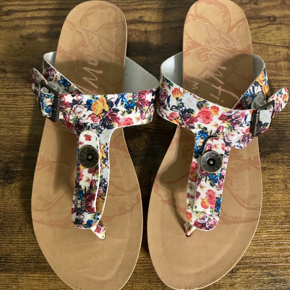 Blowfish Flip Flop